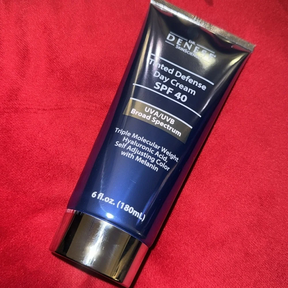 New sealed Dr. Denese SPF‎ 40 Tinted Defense Day Cream, 6 oz